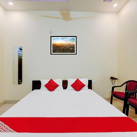Oyo Flagship Hotel Centre Point Chhapra المظهر الخارجي الصورة